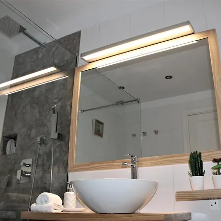 Apartament Divine *